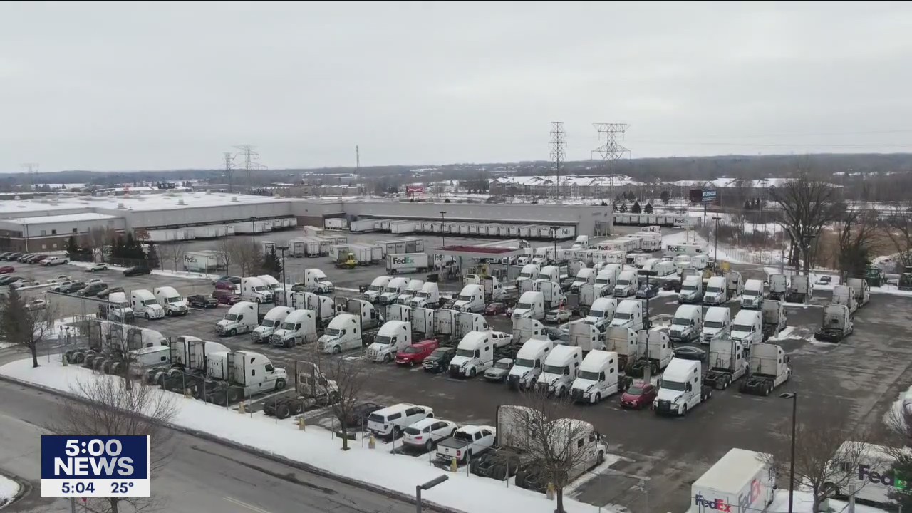 2 dead in shooting outside FedEx facility in Mahtomedi, Minnesota