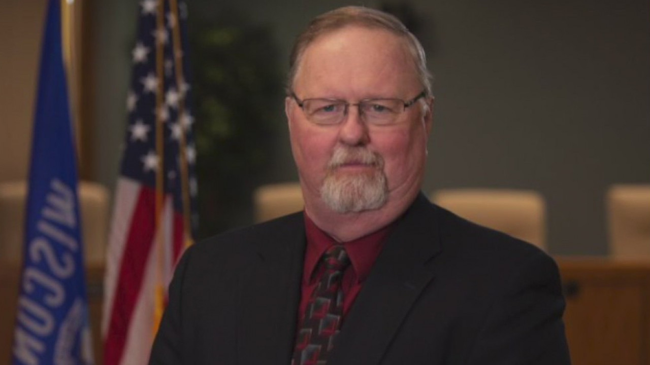 West Bend alderman dies in tragic hunting accident