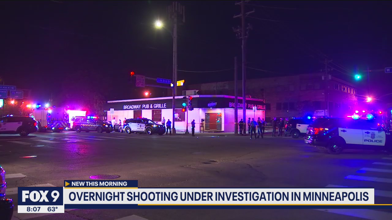5 shot after argument outside Broadway Pub and Grille in Minneapolis