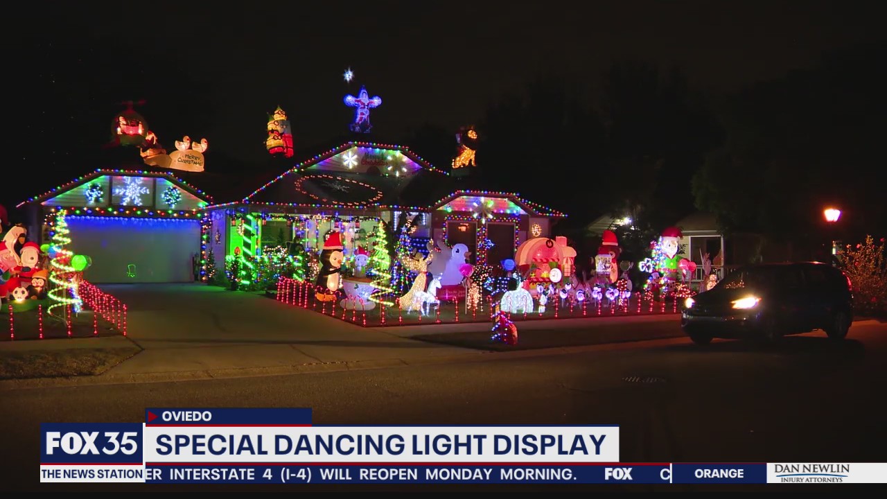 Oviedo house lit up for the holidays