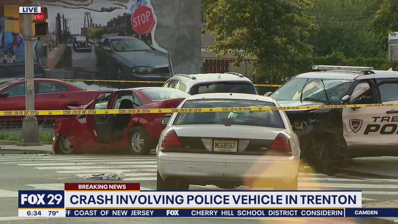 Police cruiser involved in multi vehicle crash in Trenton