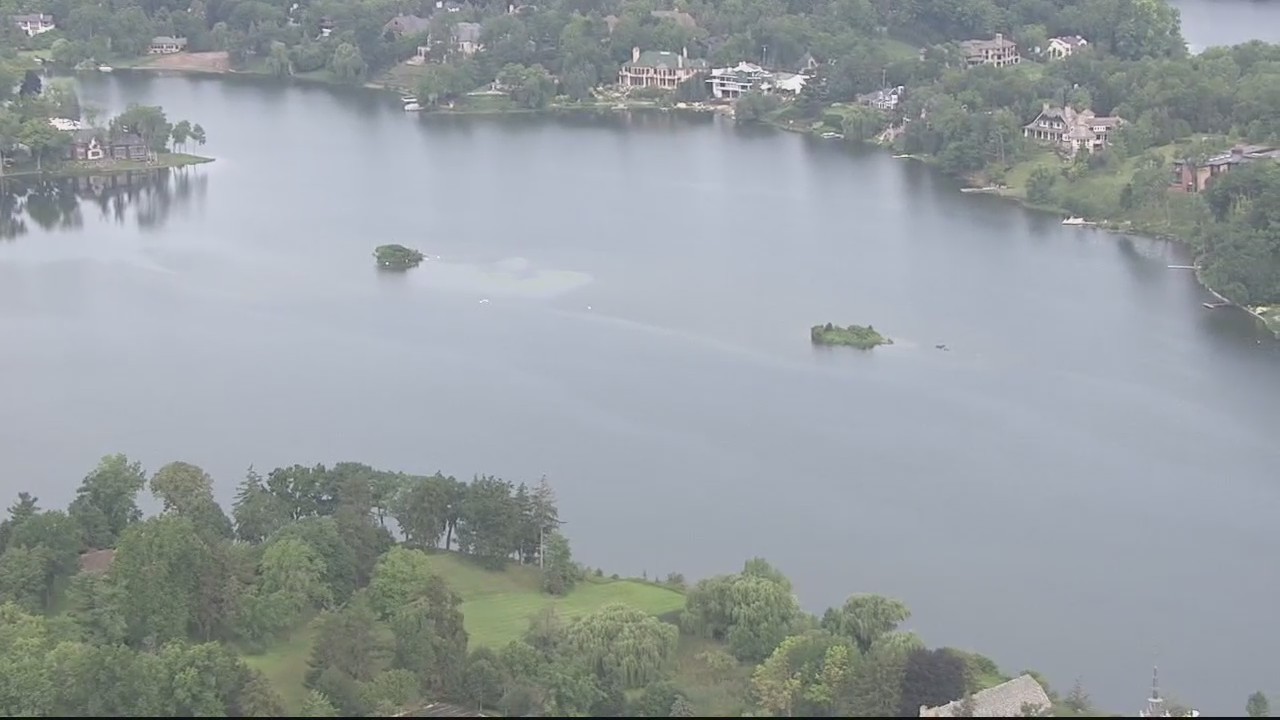 Woman's body recovered from  Island Lake