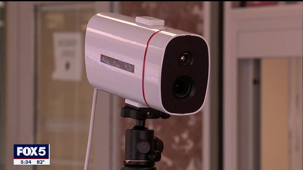 Schools use thermal scanners on students