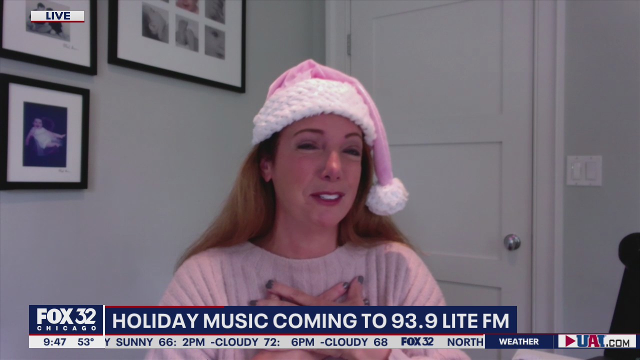 93.9 Lite FM holding contest full of Christmas spirit