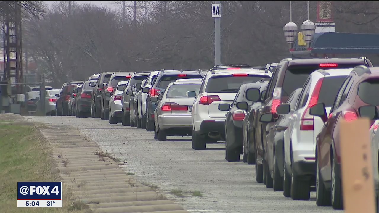 Things run smoother at Fair Park COVID-19 vaccination drive-thru site, but long lines continue