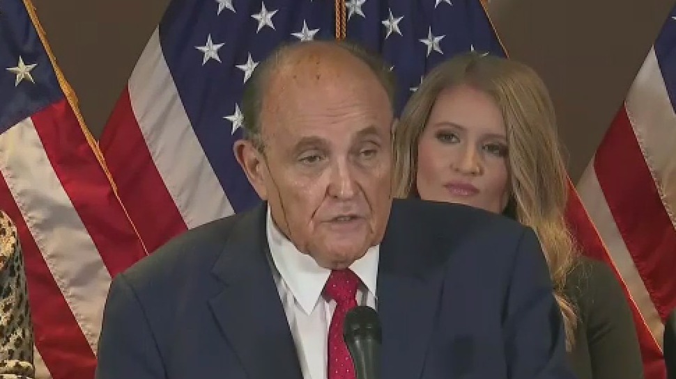 Giuliani law license in NY suspended