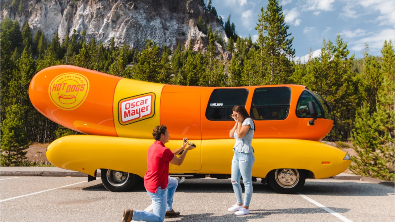 Oscar Mayer offering iconic Wienermobile for marriage proposal