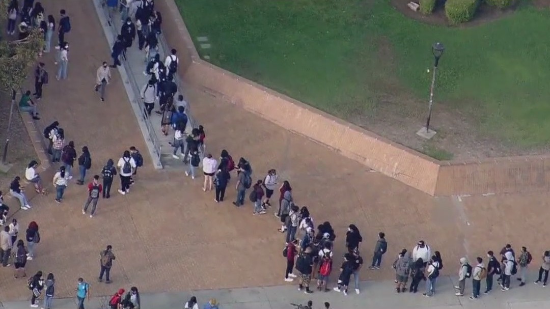 LAUSD: 3,255 students test positive for COVID-19