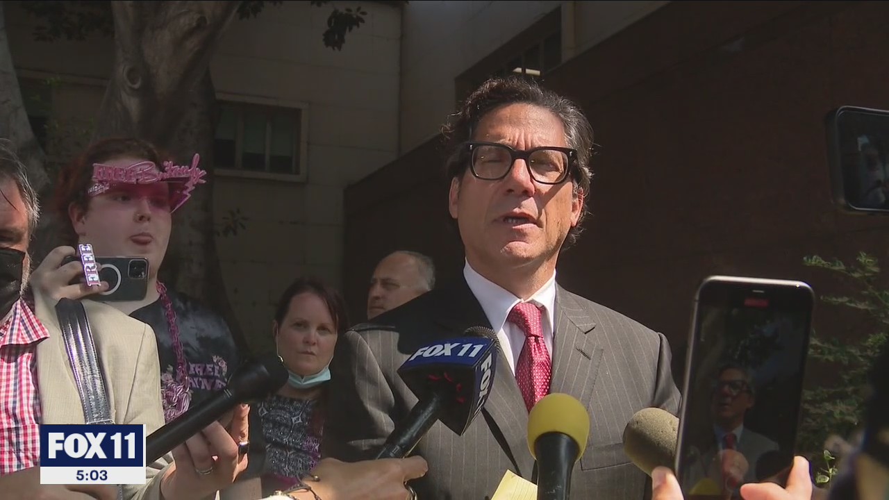 Judge OK's Britney Spears to hire her own private attorney