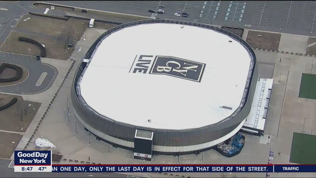 Fans return to Nassau Coliseum