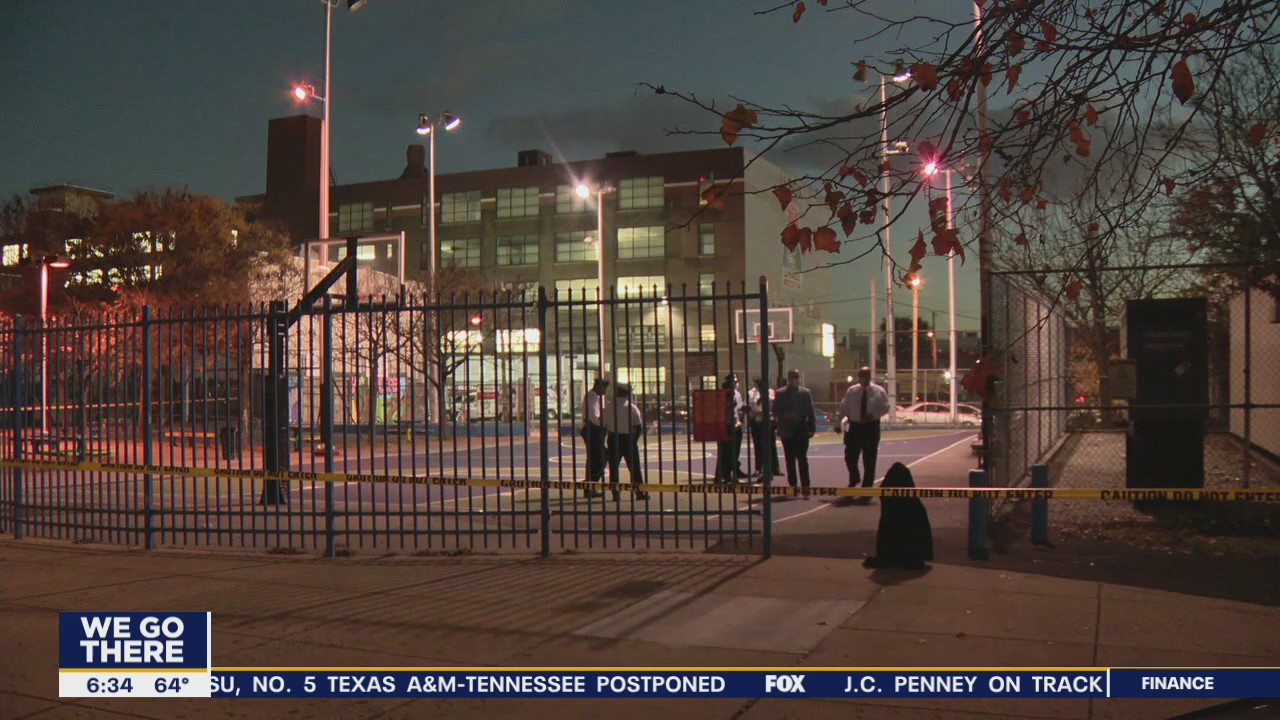 2 teens shot at basketball court in South Philadelphia