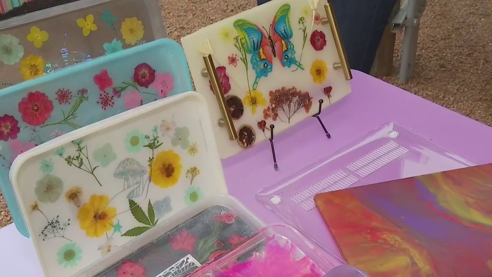 Flo's Earthship at Plaza Las Rosas Market