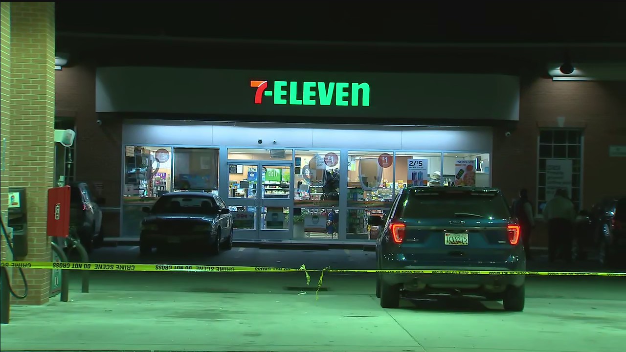 7-Eleven store clerk shot, killed during robbery in Waldorf, authorities say