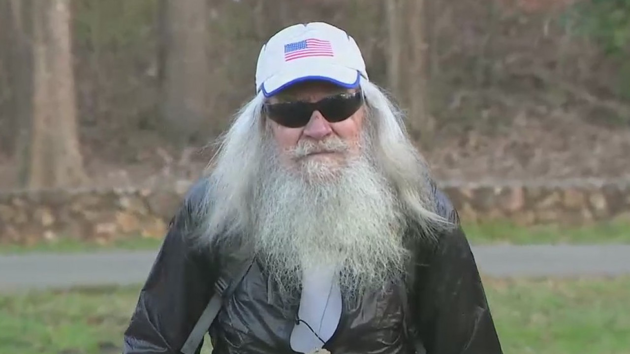 82-year-old man tries to break record along Appalachian Trail