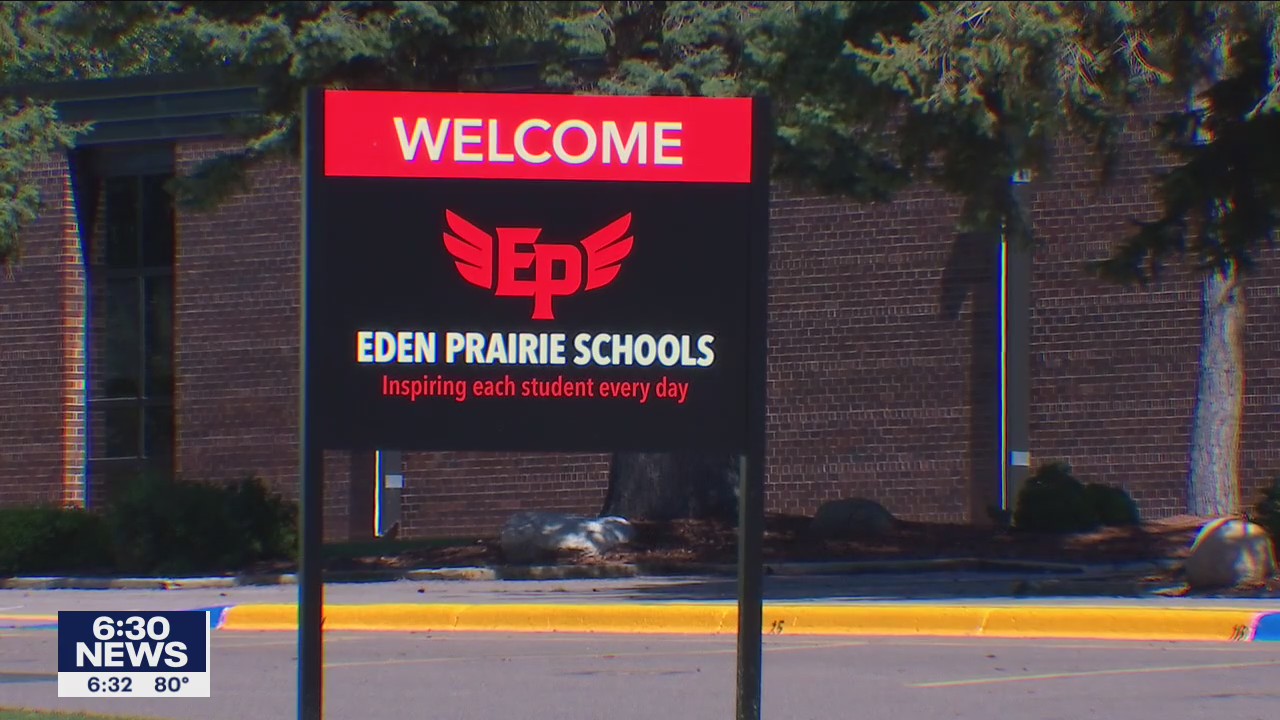 Eden Prairie students return to classroom for first time since start of pandemic