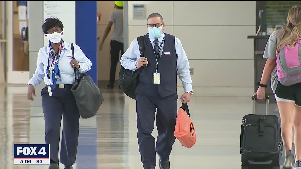 United Airlines to require U.S. employees to be vaccinated