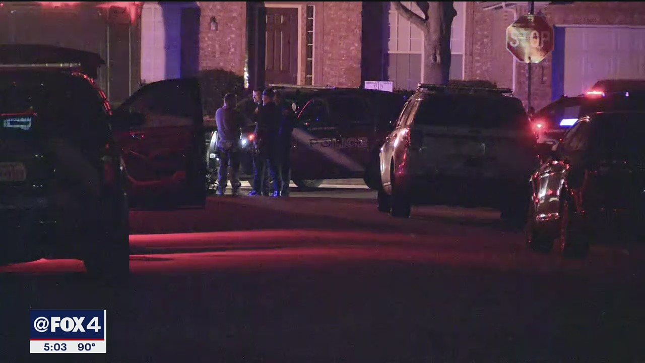 Suspect accused of shooting 3 Flower Mound officers arrested after standoff