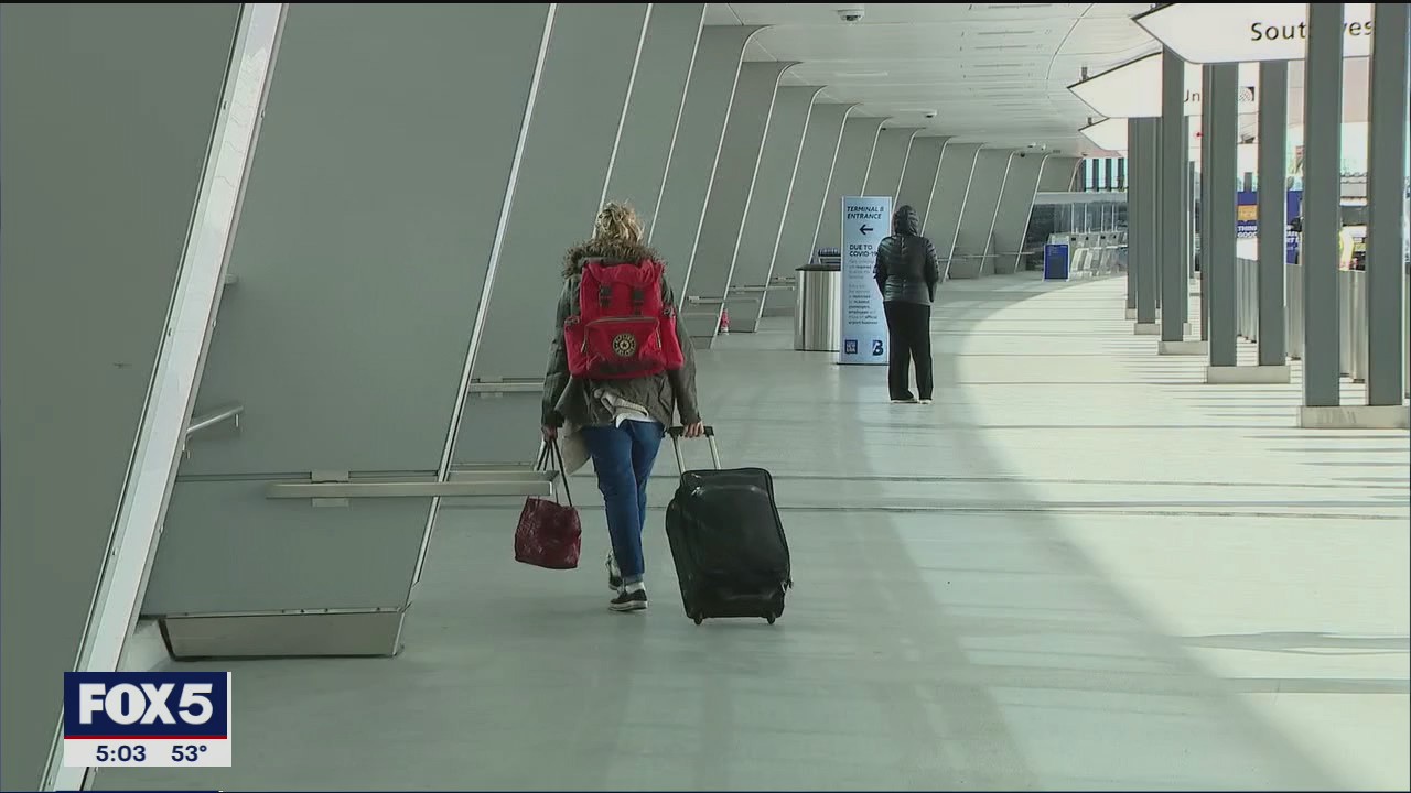 Despite warnings, millions of Americans travel for Thanksgiving