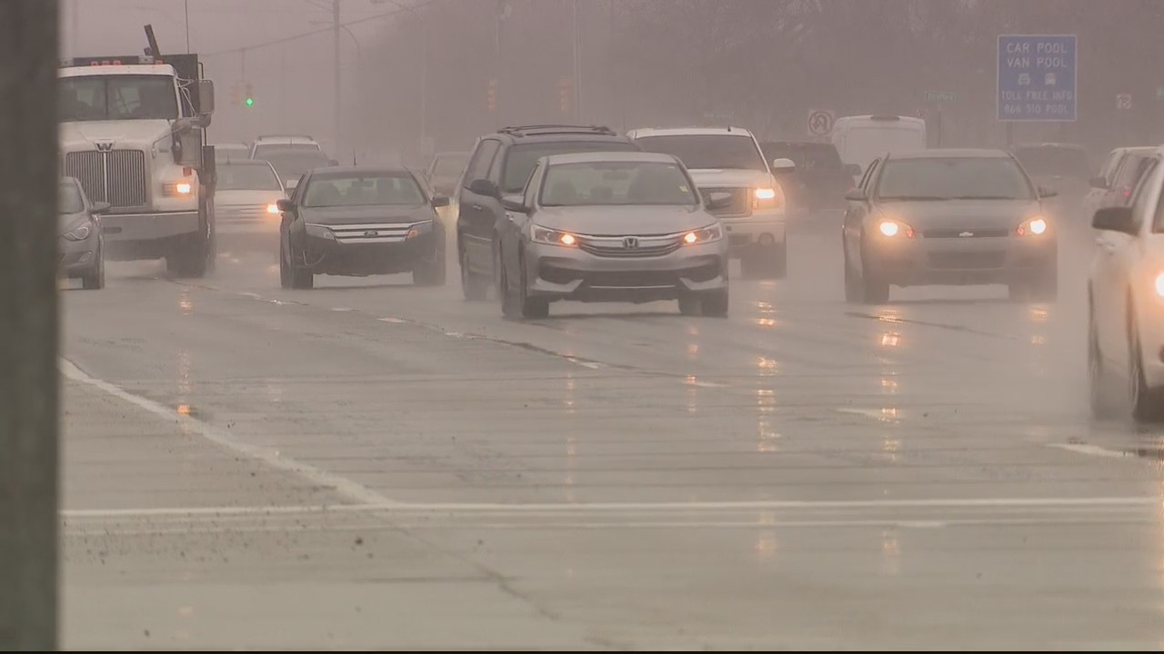 Metro Detroiters ready for first snow of the season