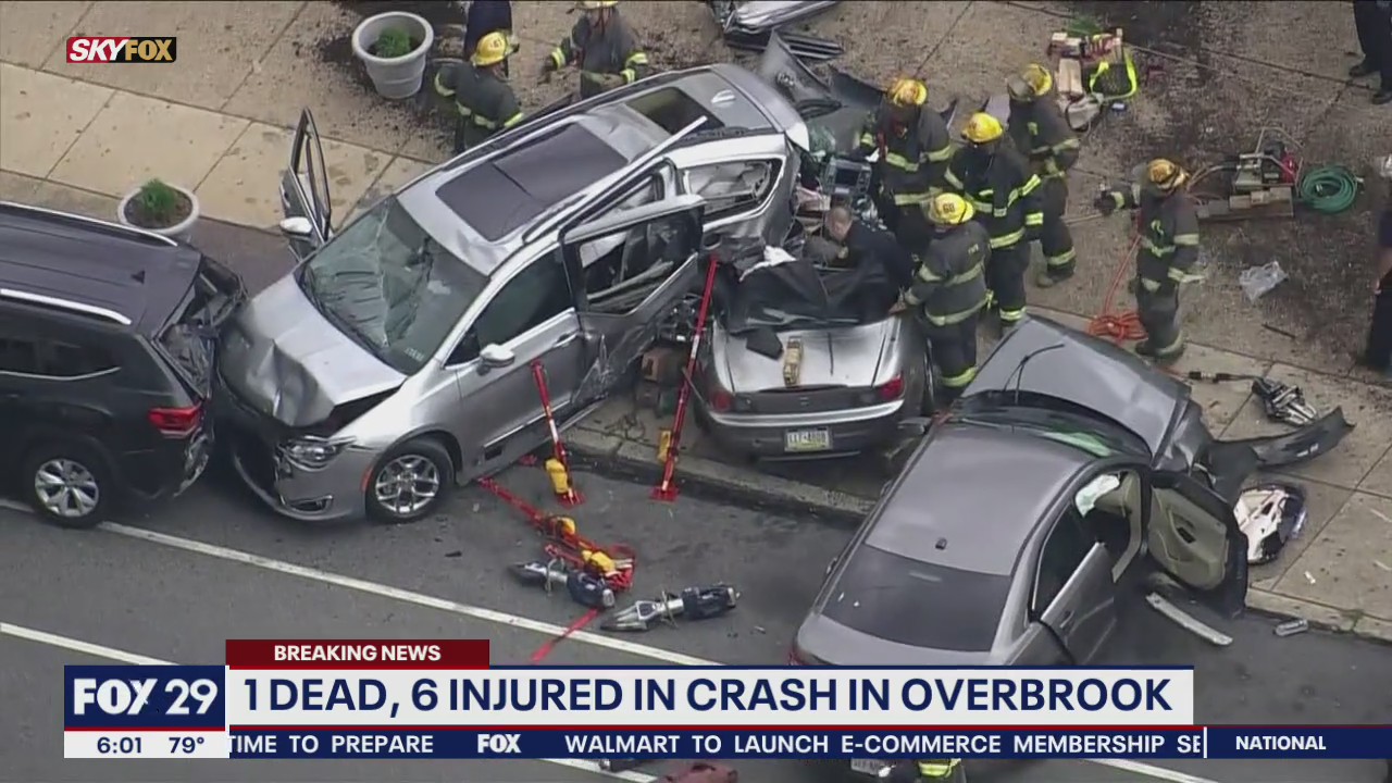 Police: 1 dead, 6 injured in Overbrook Park multi-vehicle crash