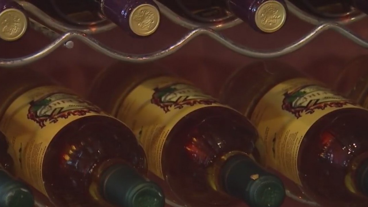 Texas wineries, vineyards push to reopen tasting rooms after second shutdown
