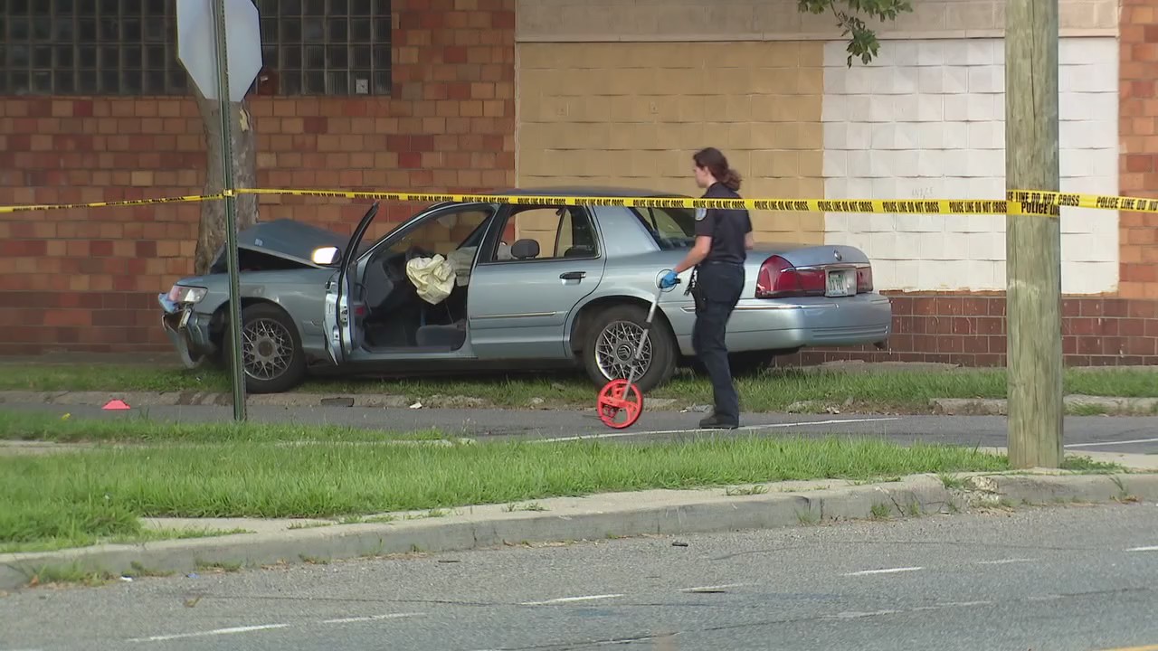 Police chase leads to officer fatally wounding quadruple shooting suspect