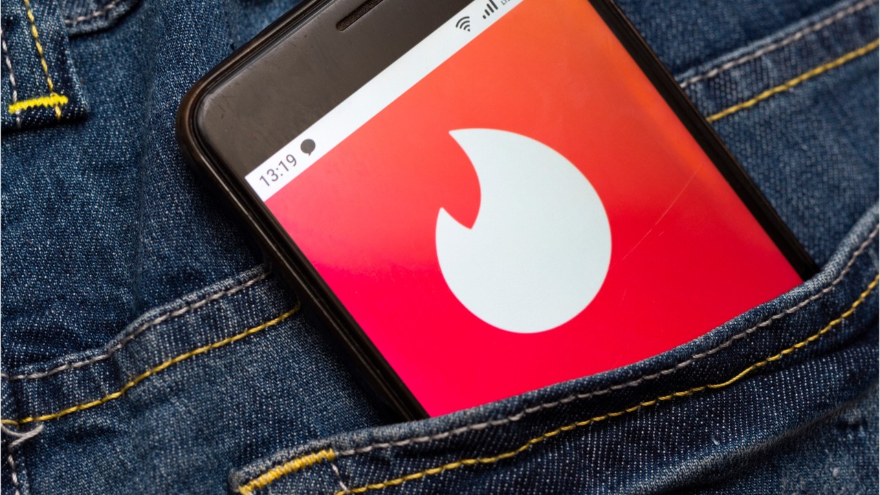 Most, least safe states for online dating