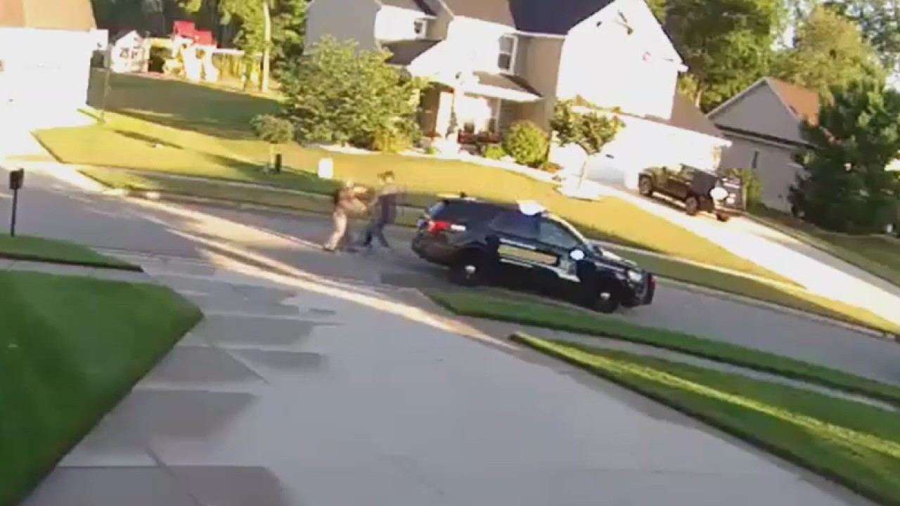 Police says suspect who attacked deputy had 2 knives, screwdriver before being shot