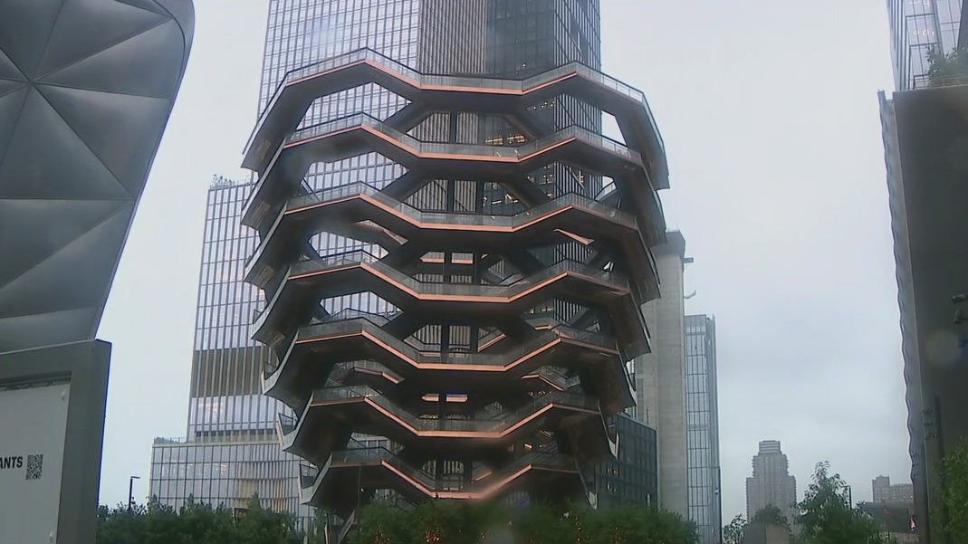 14-year-old dies by suicide at Vessel at Hudson Yards