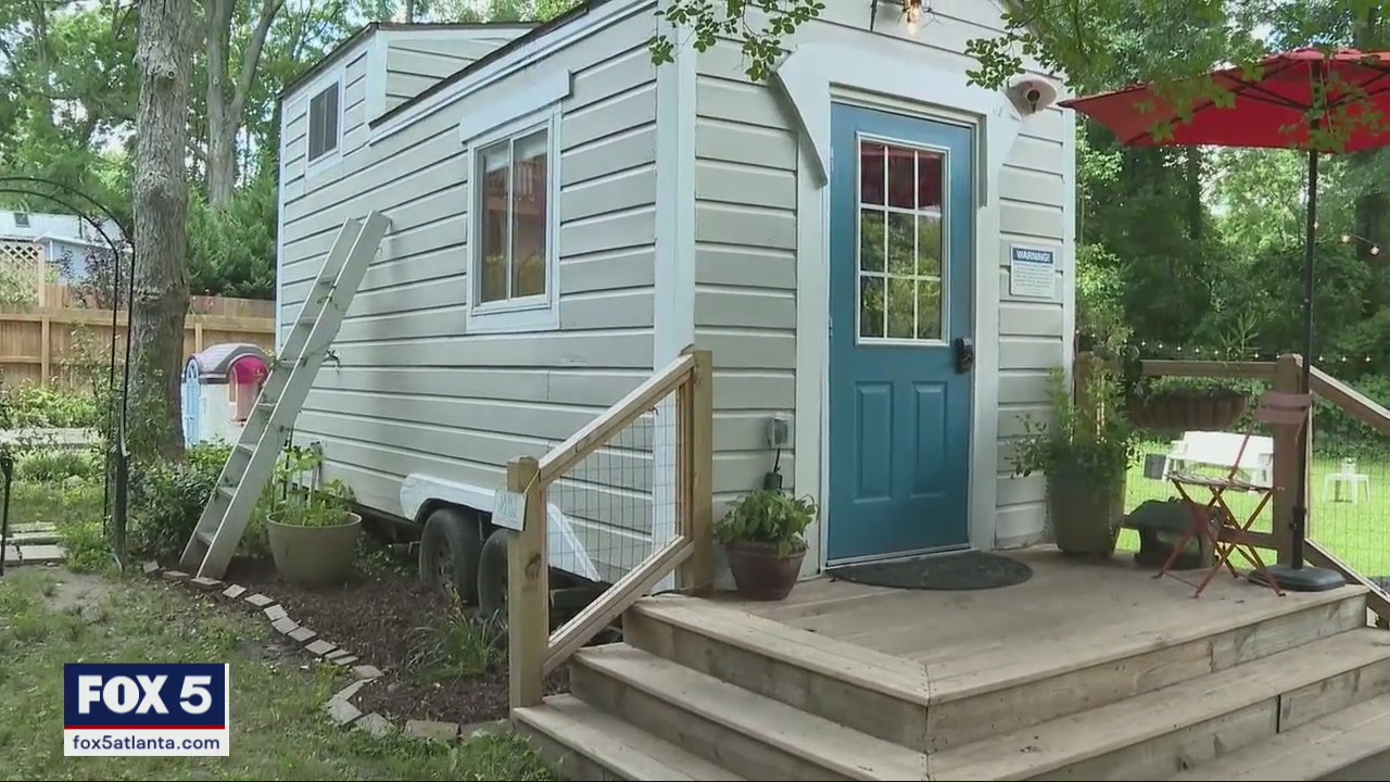 Small business owner warns about scams