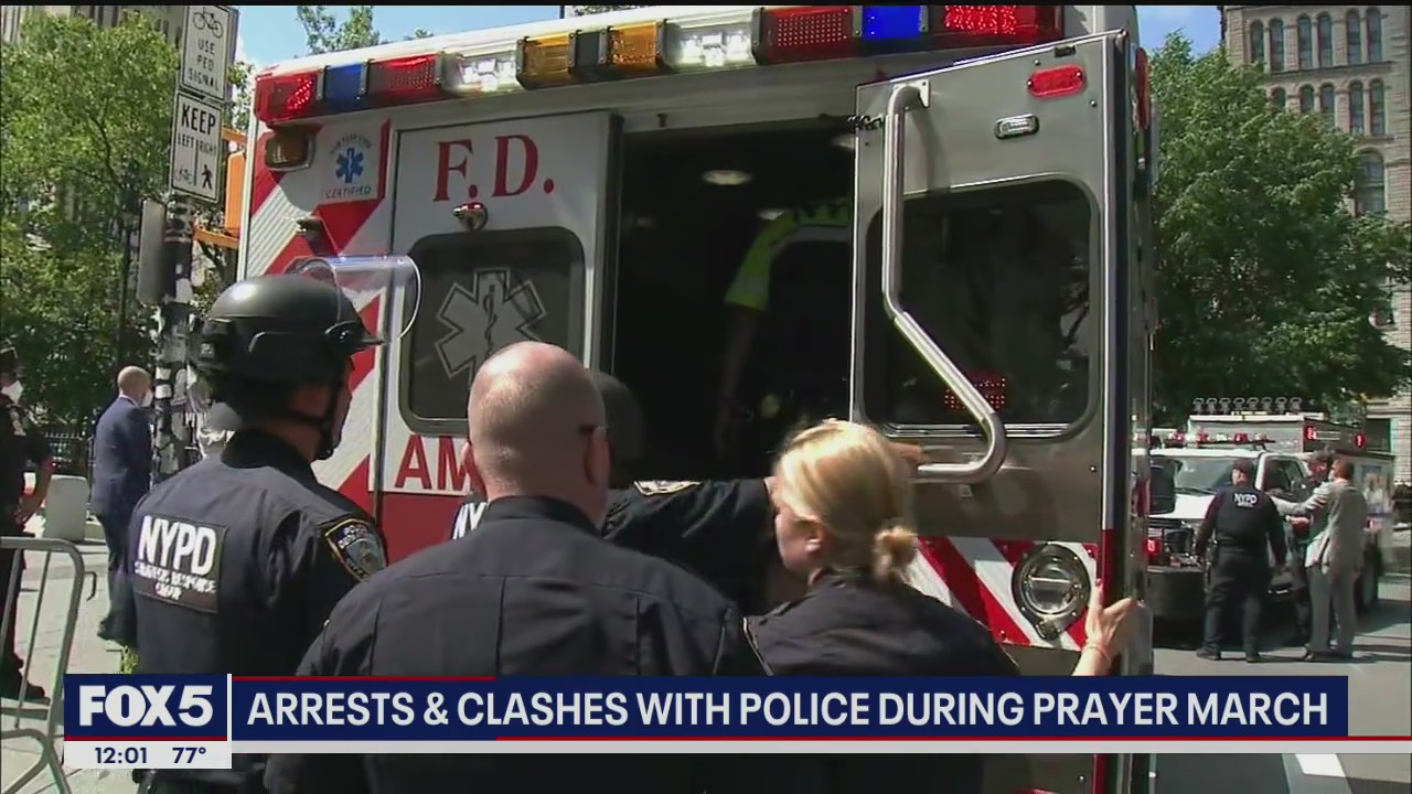Protesters clash with police at peach march