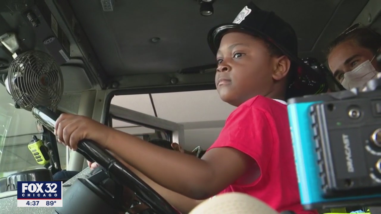 Chicago boy credited with saving mom's life