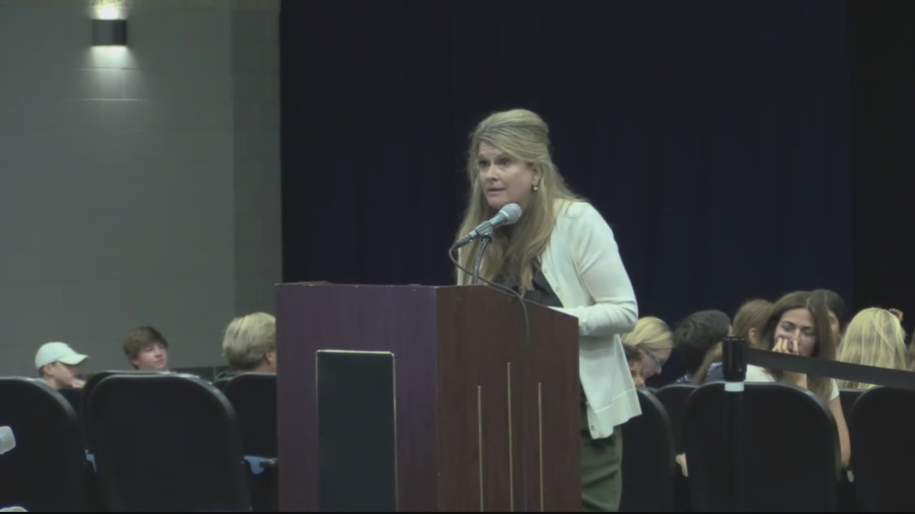 Debates over masks in schools come to Grosse Pointe, fueling heated debate