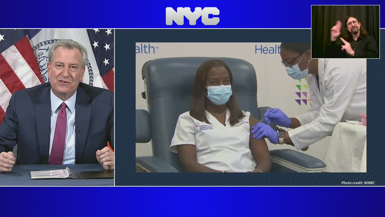 Nurse first to get COVID vaccine in NYC