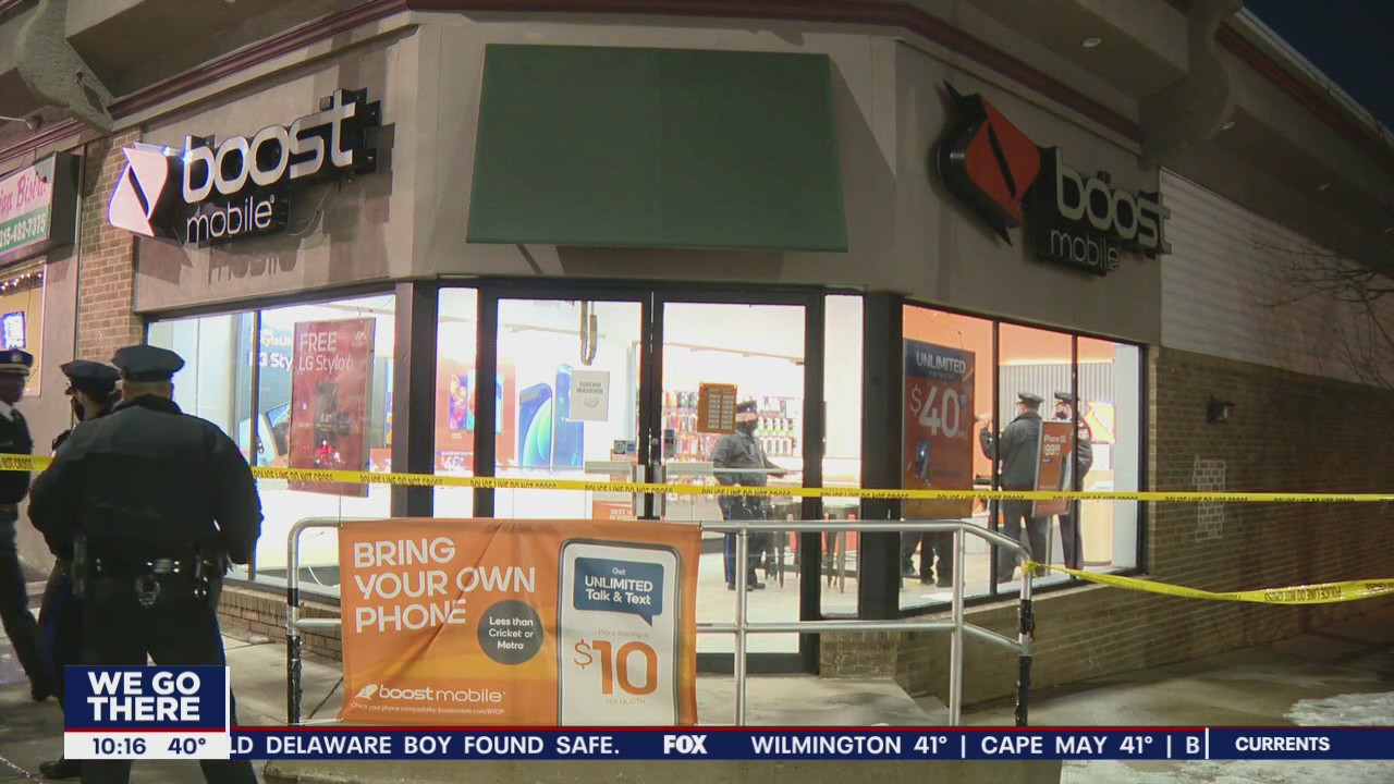 Employee shot during robbery at Boost Mobile in Roxborough, police say