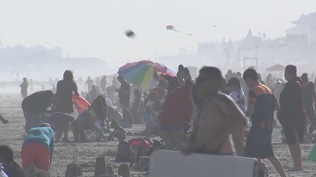 Spring Break and Saint Patrick's Day celebrations begin as COVID-19 restrictions end in Texas