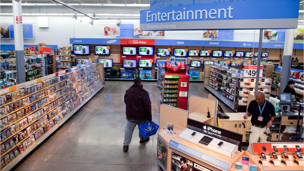 Walmart removes violent video game ads, displays - but will still sell guns