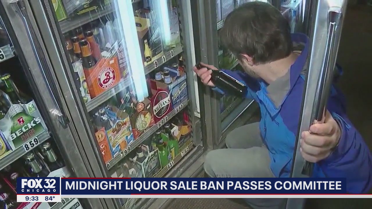 City Council Committee advances Lightfoot’s midnight liquor sales curfew