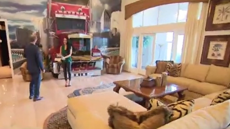 David Does It: Inside Shaq's mega-mansion