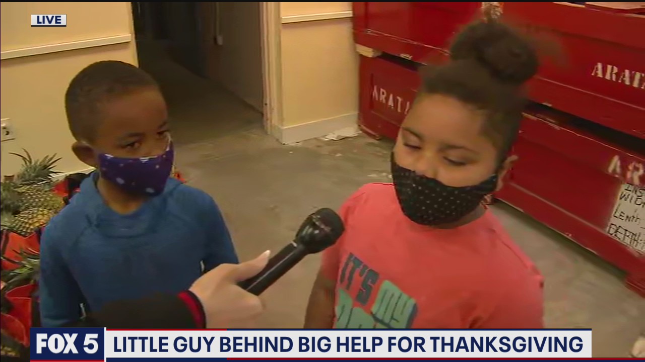 Kids behind Thanksgiving care packages