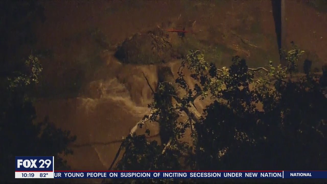 Water main break leads to flooding on Roosevelt Boulevard