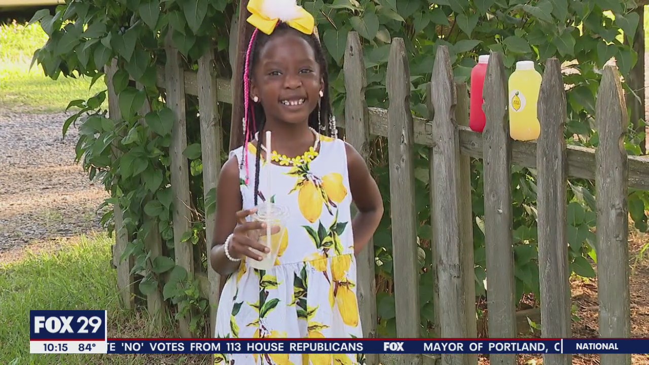 Siblings give back to the community through food stand