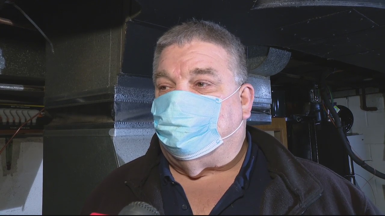 Retired firefighter's heating and cooling company giving back this holiday season