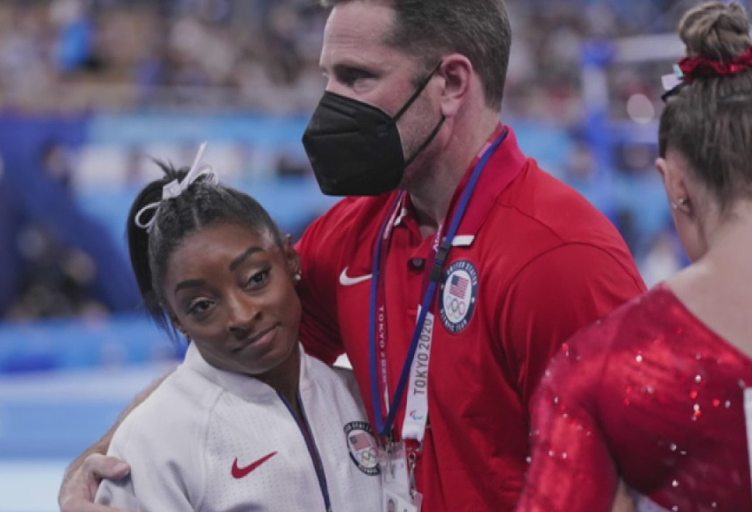 Sports Psychologist says Simone Biles "made the right decision" to bow out from Tokyo Olympics