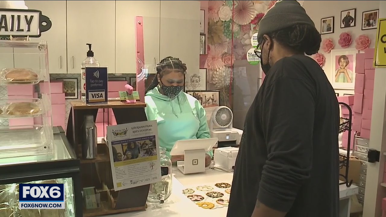 Free Food Festival helps community, honors women in Milwaukee