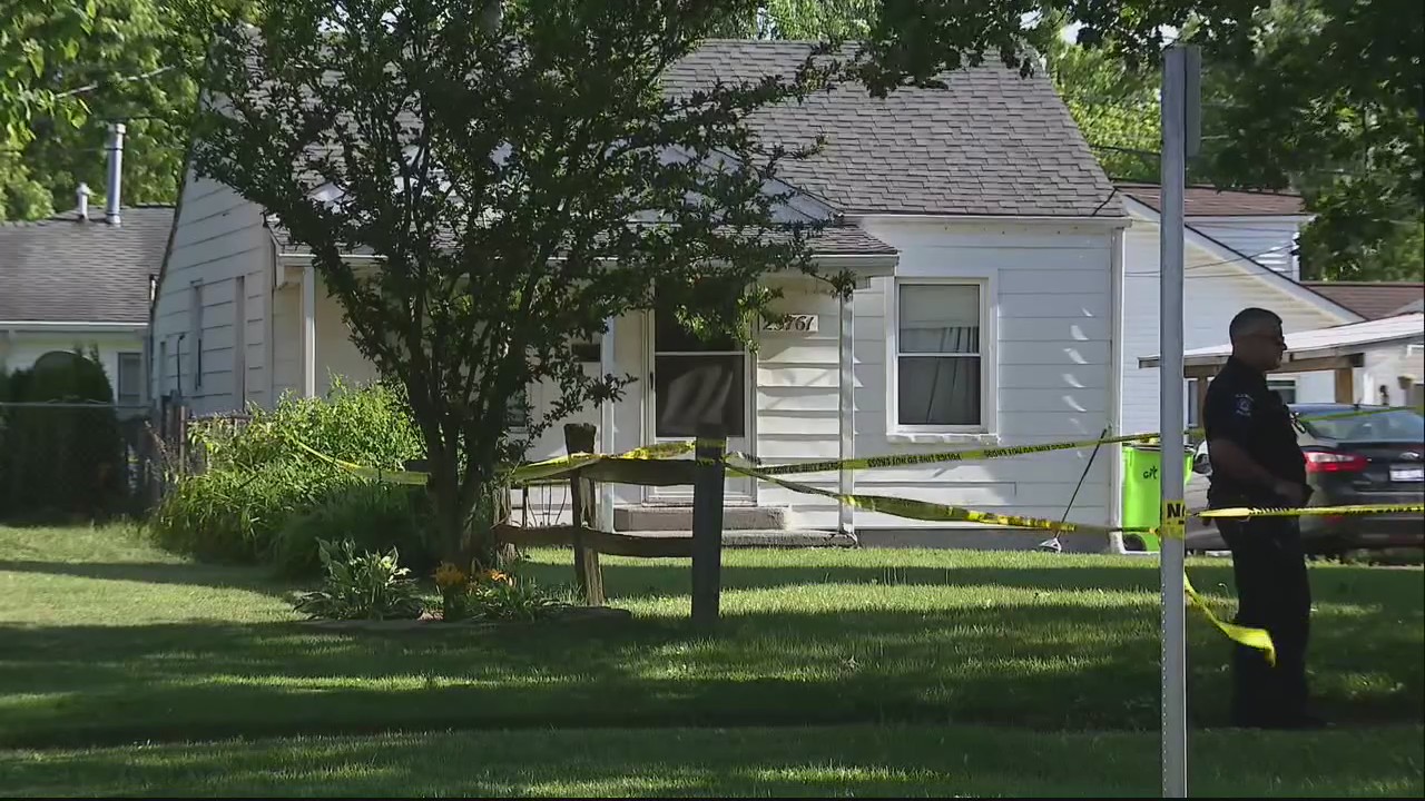 Flat Rock Police continue looking for husband - a person of interest in wife's murder