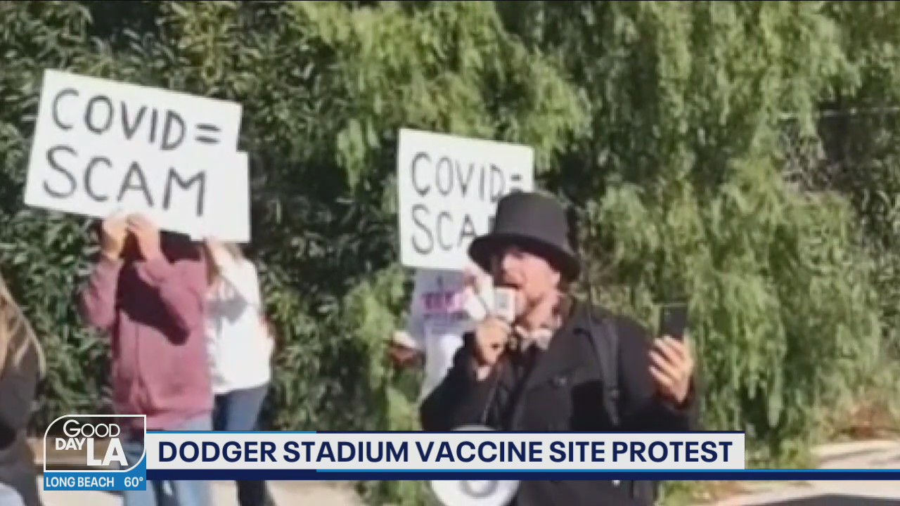 Anti-vaccine protesters temporarily shut down Dodger Stadium’s COVID-19 vaccination site