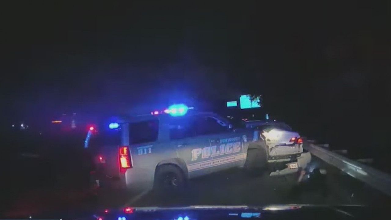 Dunwoody police officer struck by driver