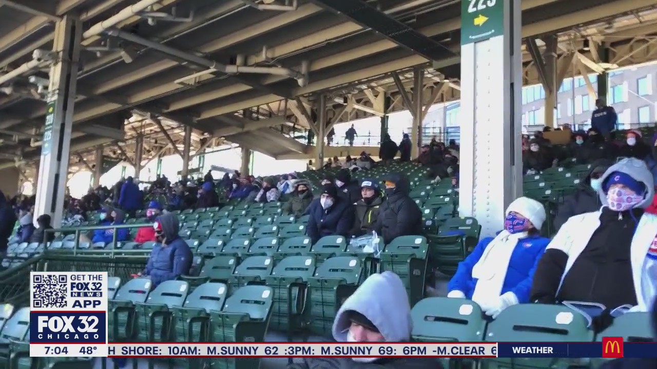 Chicago's ballparks expand fan capacity