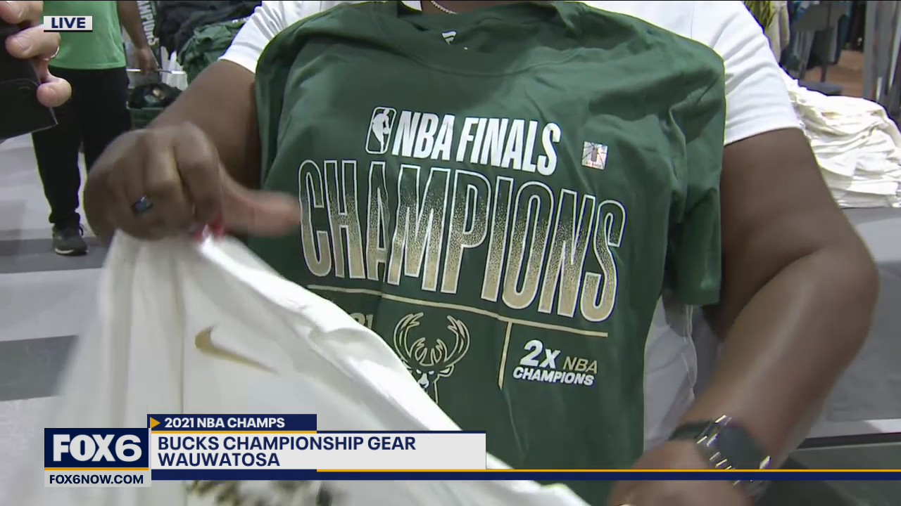 Fans are lining up to get Bucks championship gear